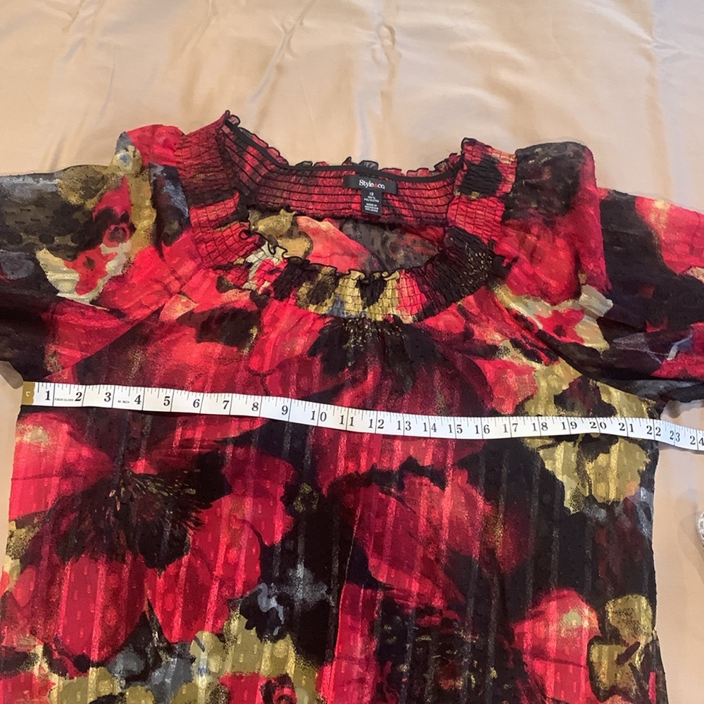 NWT - Style & Co. 2-Piece Red and Black Floral Blouse Size 12 - Picture 10 of 14